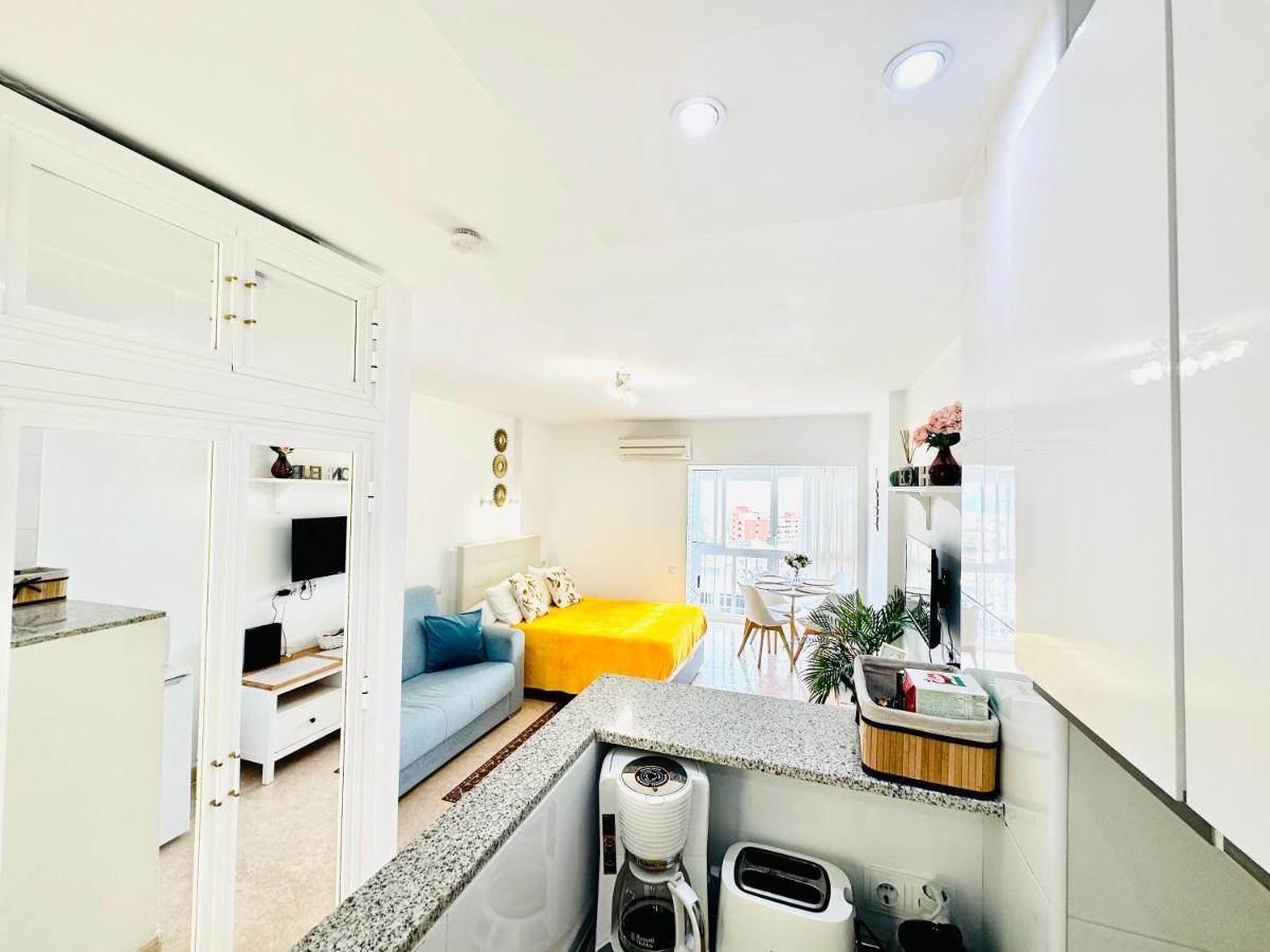 Iris Vistas Sea & Sun Benalmadena Apartment Екстериор снимка